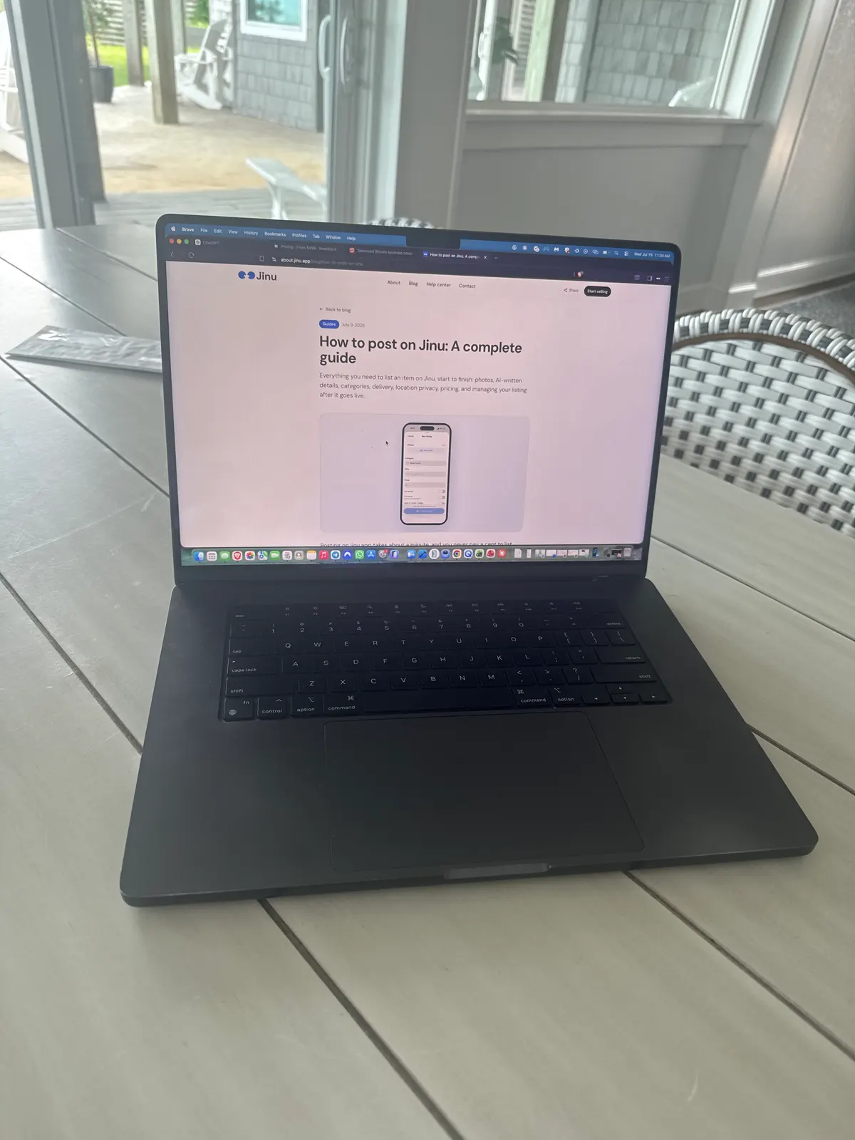 Apple MacBook