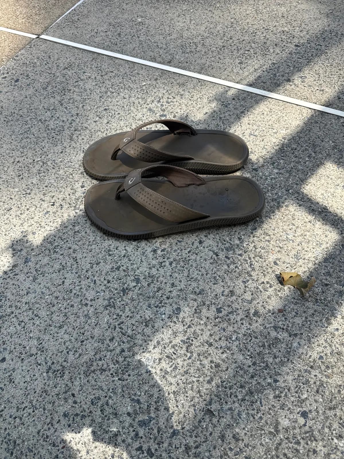 OluKai sandals - photo 2