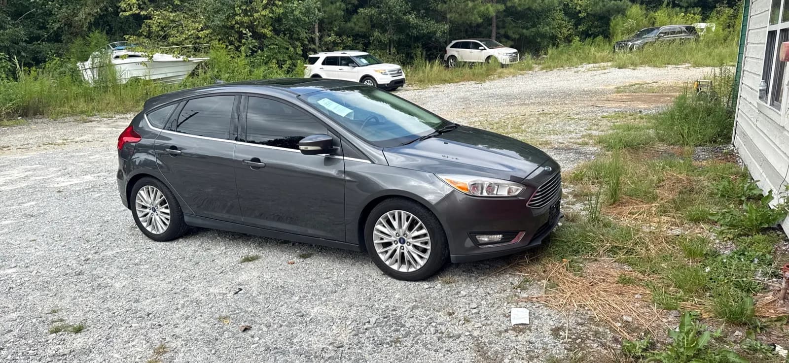 2017 Ford Focus Hatchback Gray 5-Door