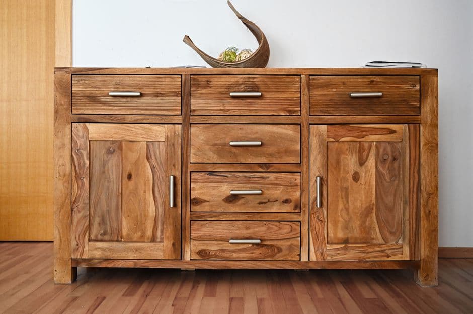 Solid wood sideboard, two doors and six drawers